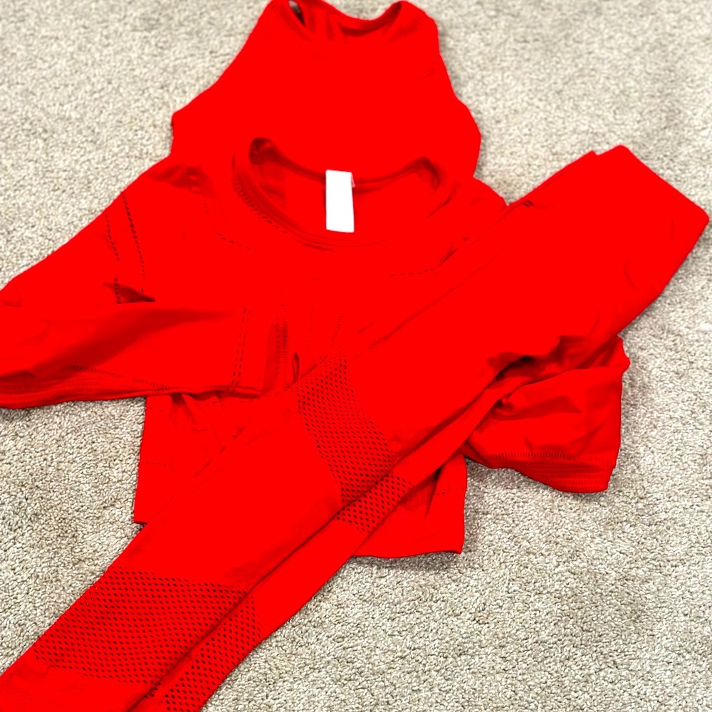 Fabletics Matching Set - image 5